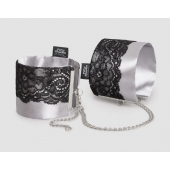 Сатиновые наручники с кружевом Play Nice - Fifty Shades of Grey - купить с доставкой в Нефтекамске