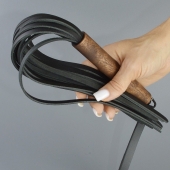 Черная кожаная плеть с деревянной рукоятью - 44 см. - Sitabella - купить с доставкой в Нефтекамске