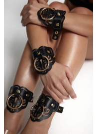 Черные кожаные оковы с резными узорами и клепками - Crazy Handmade - купить с доставкой в Нефтекамске Черные кожаные оковы с резными узорами и клепками - Crazy Handmade - купить с доставкой в Нефтекамске