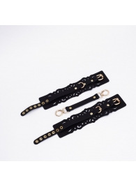 Черный кожаные оковы с узорами и золотистой фурнитурой - Crazy Handmade - купить с доставкой в Нефтекамске Черный кожаные оковы с узорами и золотистой фурнитурой - Crazy Handmade - купить с доставкой в Нефтекамске