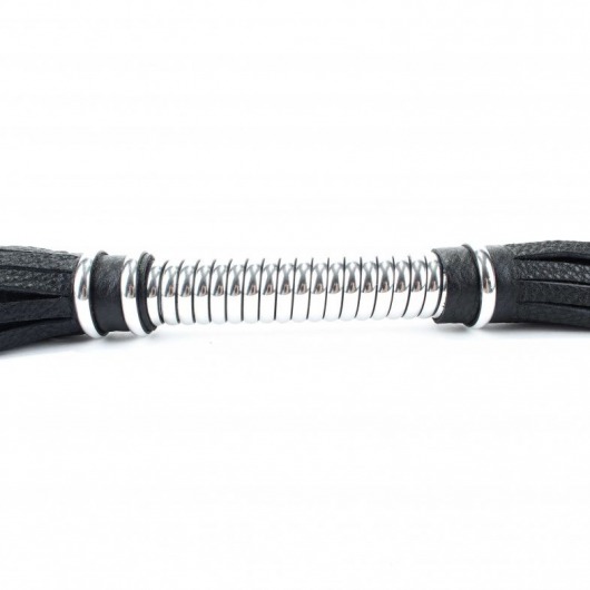 Черная длинная плеть с серебристой ручкой - 56 см. - БДСМ Арсенал - купить с доставкой в Нефтекамске