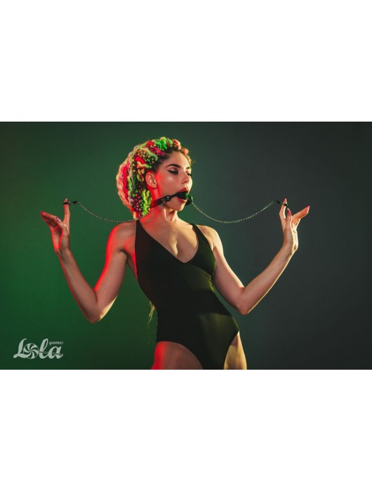 Силиконовый кляп-шар Hentai с зажимами на соски - Lola Games - купить с доставкой в Нефтекамске