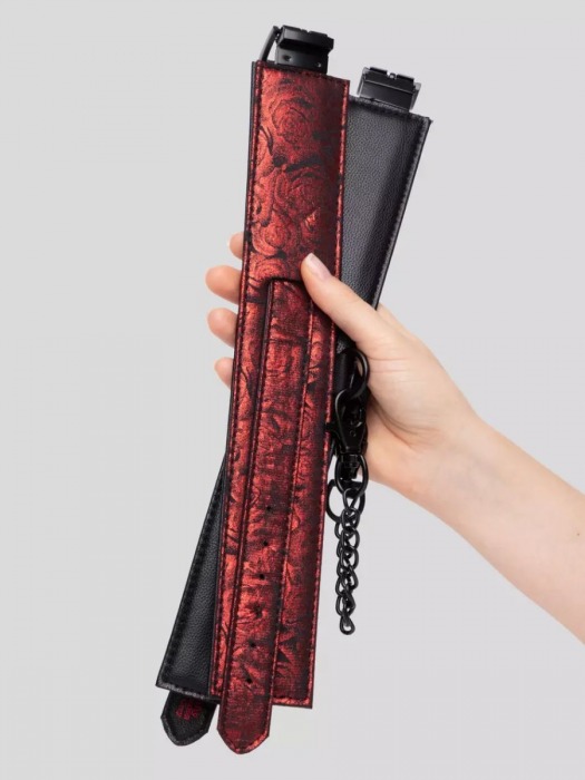 Красно-черные оковы Reversible Faux Leather Ankle Cuffs - Fifty Shades of Grey - купить с доставкой в Нефтекамске