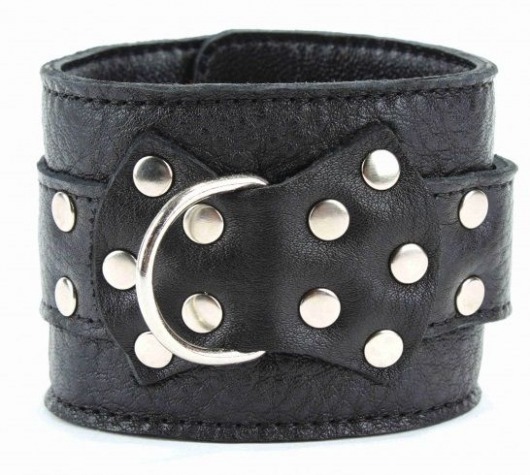 Чёрные наручники  из кожи с пряжкой - БДСМ Арсенал - купить с доставкой в Нефтекамске