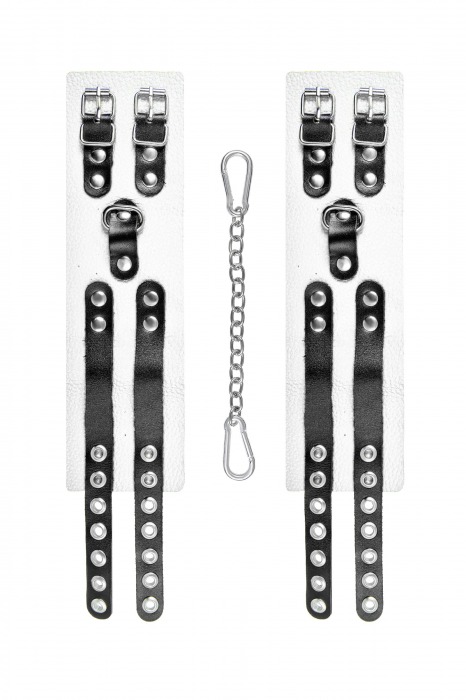 Бело-черные оковы с двумя ремешками и люверсами - Pecado - купить с доставкой в Нефтекамске