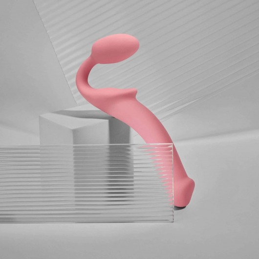 Розовый безремневой страпон Strap-on-me Semi-Realistic Bendable Strap-On size L - Strap-on-me - купить с доставкой в Нефтекамске